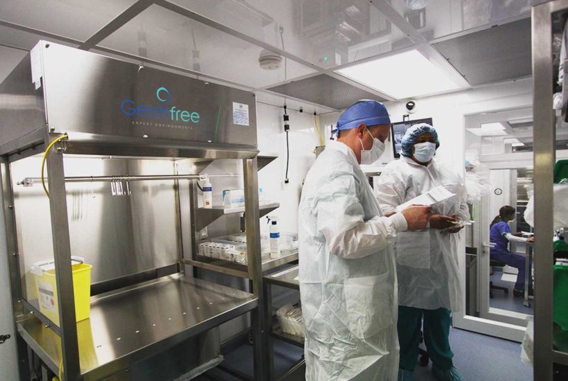 Mobile USP 797 800 cleanroom with laminar flow Mobile USP 797 800 cleanroom with laminar flow