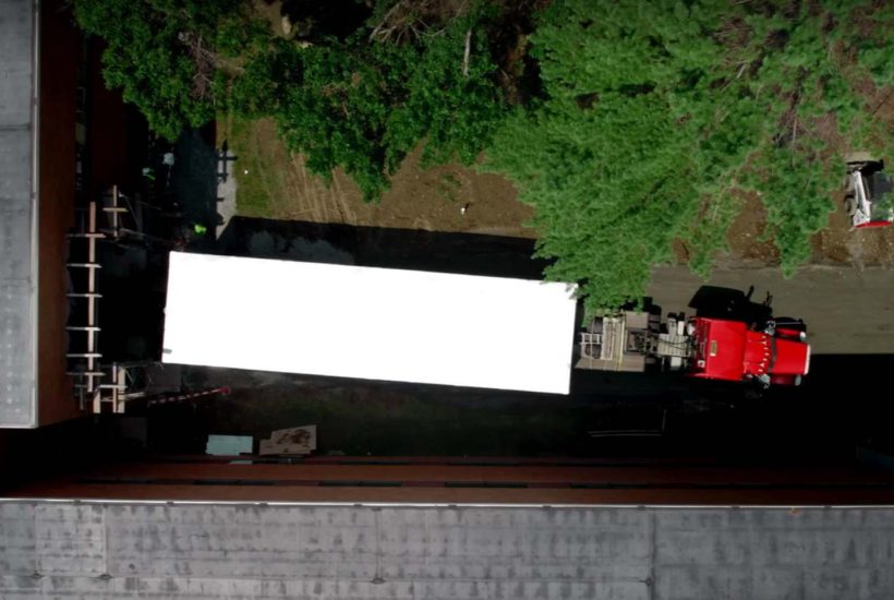 Moving modules into the Vibalogics facility Moving modules into the Vibalogics facility